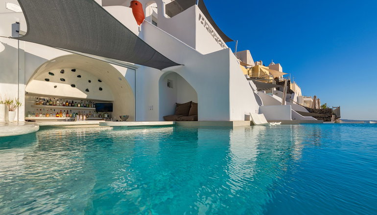 5* Athina Luxury Suites